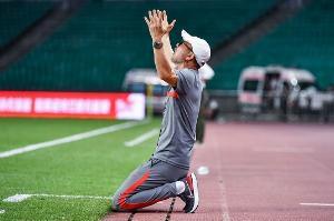 体坛：新股东的工资奖金仍未到位，重庆队明年出战中超与否仍未知